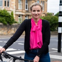 Michaela Jackson with her bike in Edinburgh