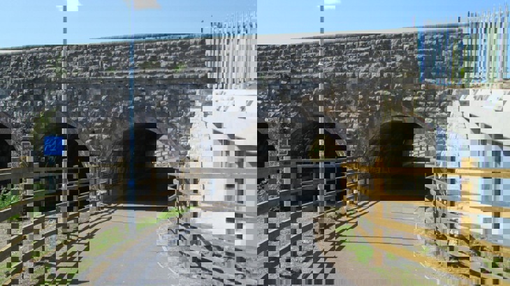 bridge structure